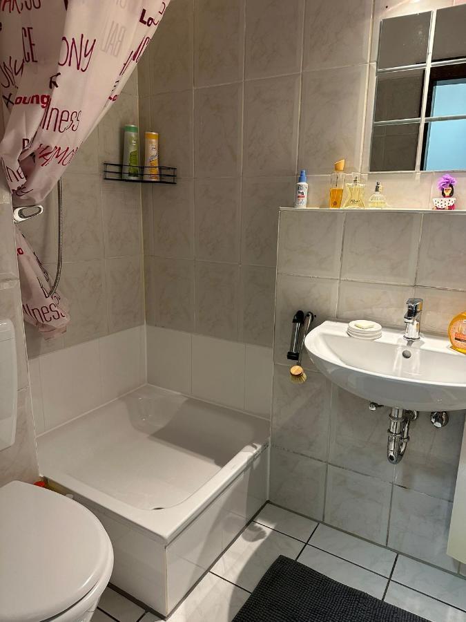 Jasmin'S Apartment Krefeld Dış mekan fotoğraf